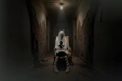 Не тот отель poster6